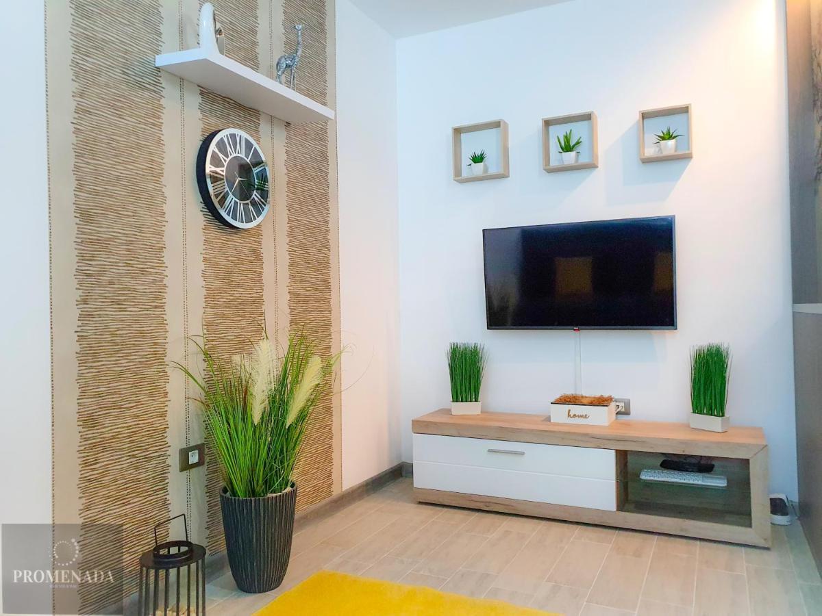 Năvodari Visum Aparthotel Pool & Spa Mamaia Nord מראה חיצוני תמונה