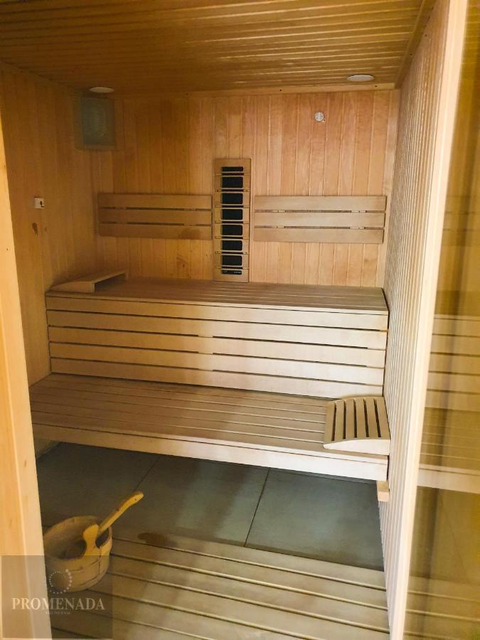Năvodari Visum Aparthotel Pool & Spa Mamaia Nord מראה חיצוני תמונה